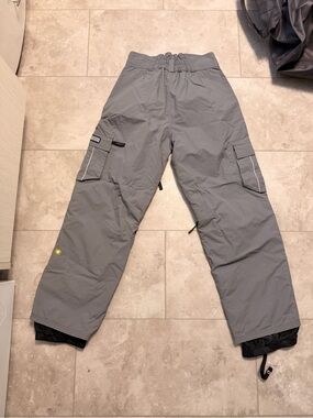 SESSIONS Gray Men's Cargo Snow Pants with Reflective Trim
